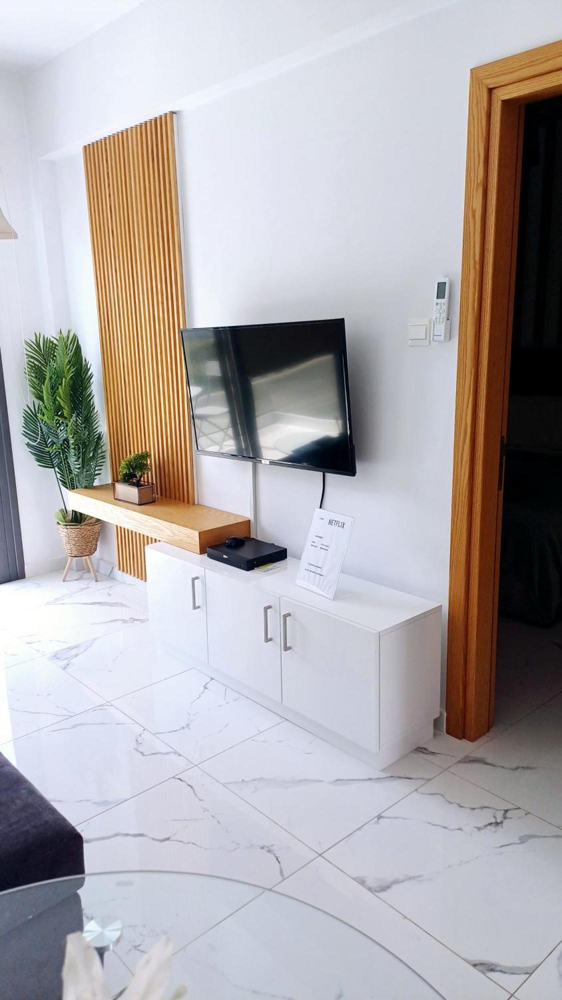 Sea Side Appartment In Kato Paphos Eksteriør bilde